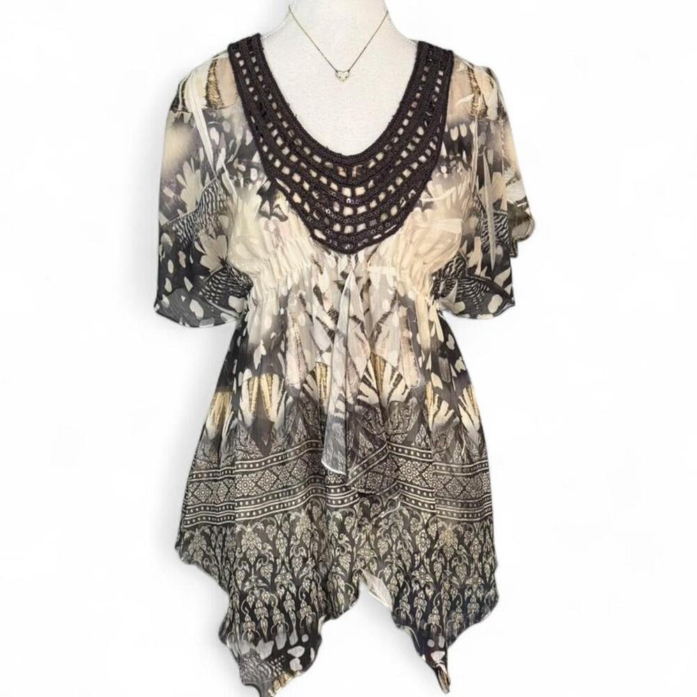 Brown and beige boho blouse with black and beige geometric tribal print size XL